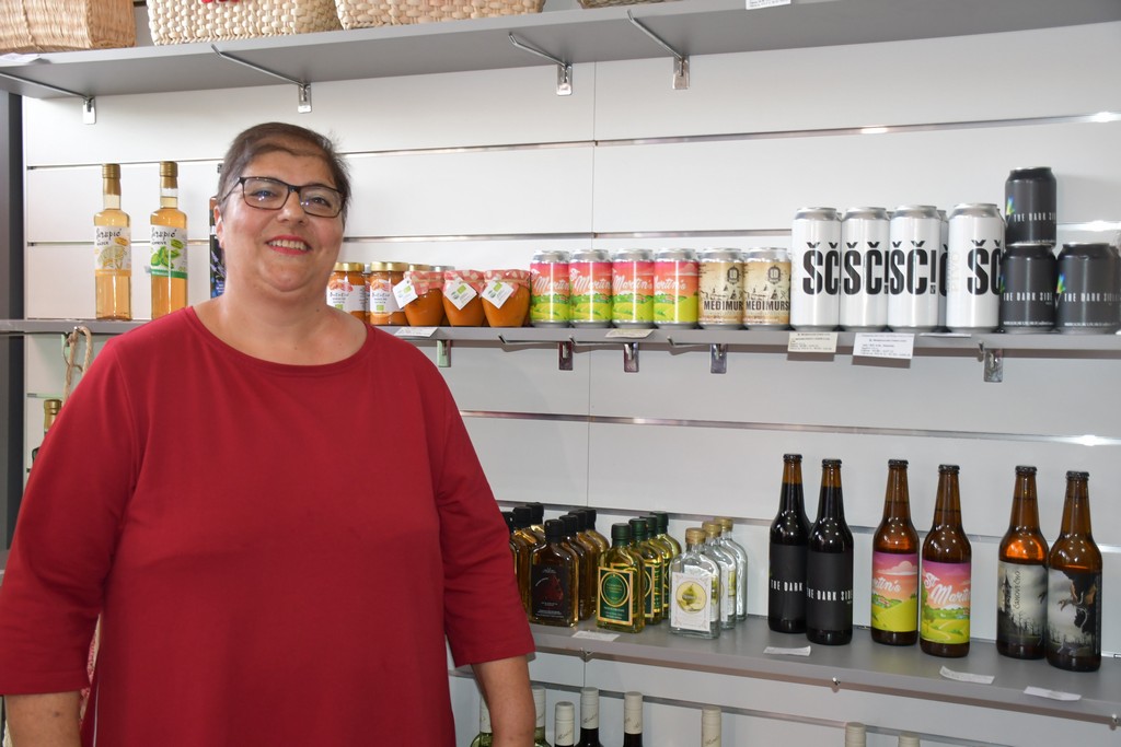 TERME SVETI MARTIN ‘Međimurski ceker’ – turistički info centar i dućan s domaćim proizvodima TERME SVETI MARTIN ‘Međimurski ceker’ – turistički info centar i dućan s domaćim proizvodima