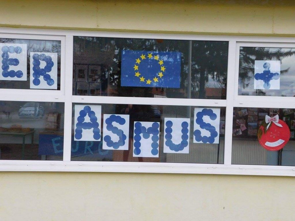 fbimg1481663365047272974