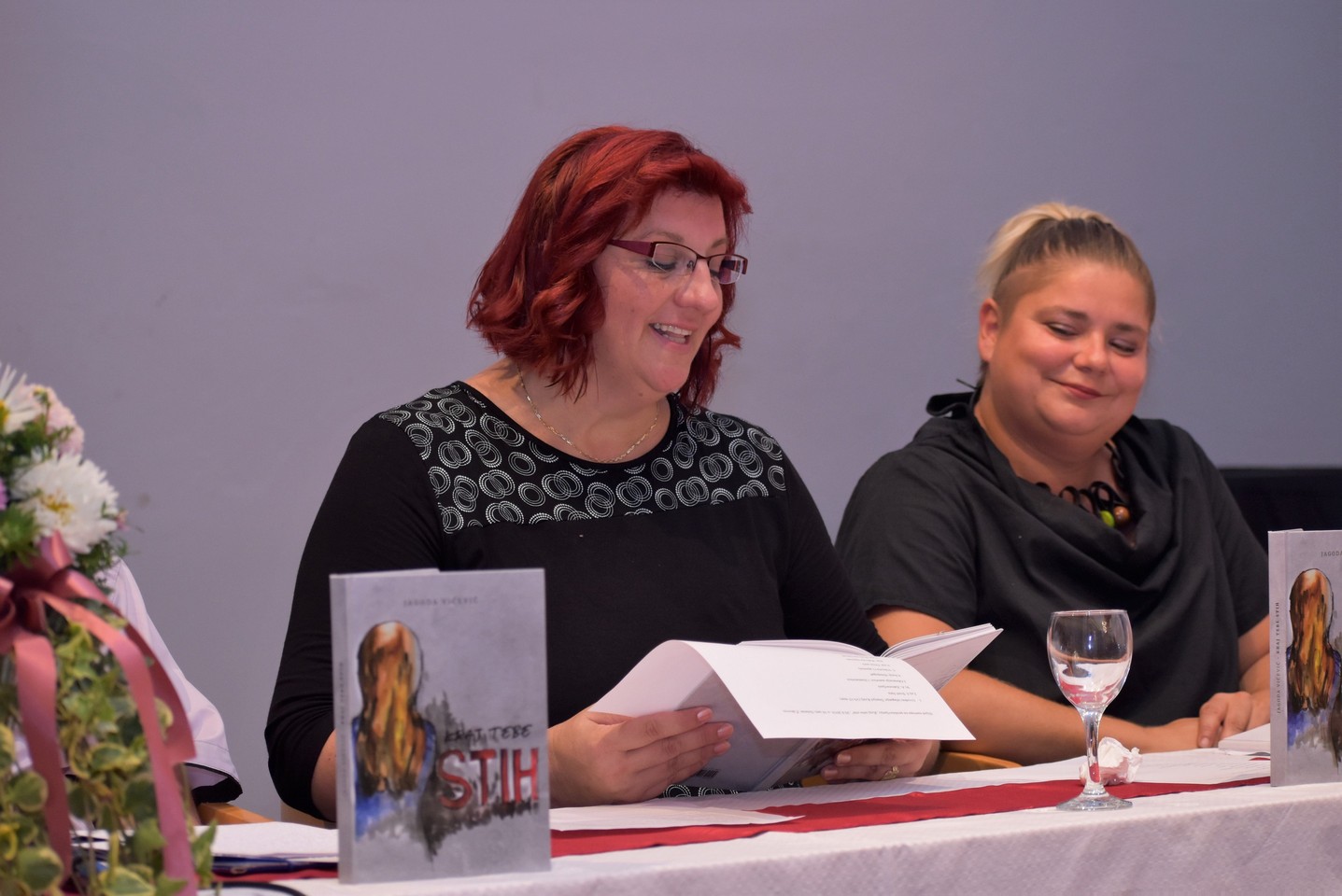 Jagoda Vičević u Čakovcu predstavila svoju prvu zbirku pjesama naziva ‘Kraj tebe stih’