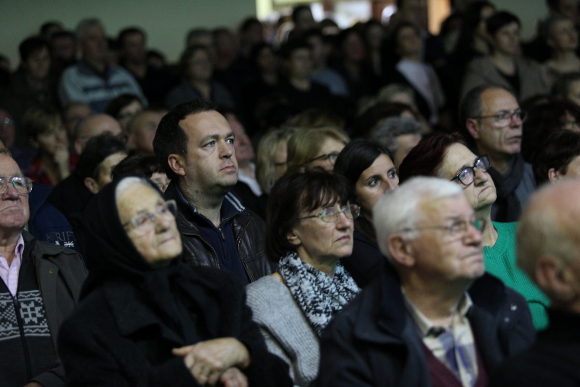 MEĐIMURCI POKAZALI VELIKO SRCE Humanitarni koncert u Mačkovcu za obitelj Colarić