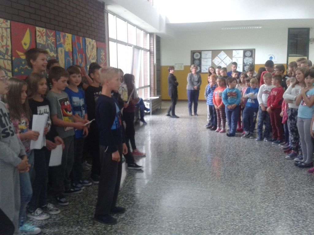 20160926103640897517