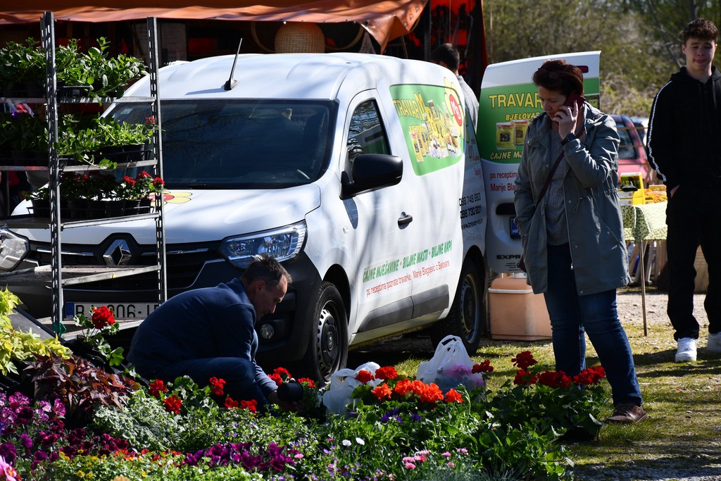 Proljetne temperature izmamile brojne posjetitelje na sajam u Čakovcu