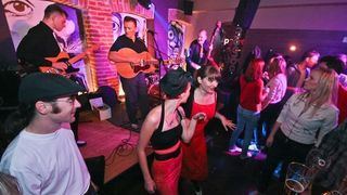 slika0016 Podroom (Petak, 5.10.2012 – Rockabilly night – B & The Bops)