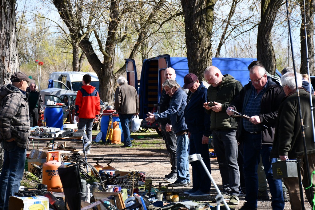 Proljetne temperature izmamile brojne posjetitelje na sajam u Čakovcu