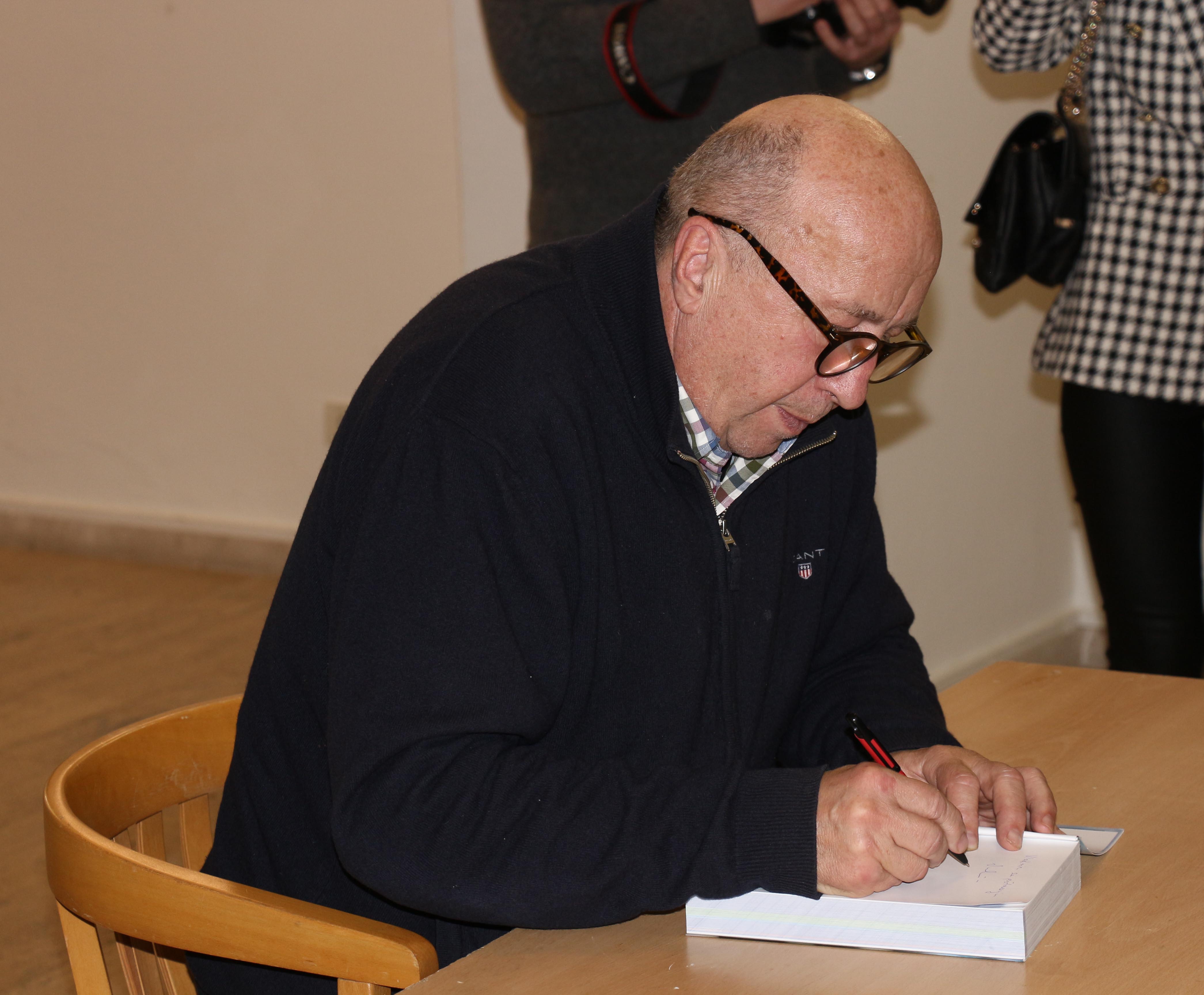 U Čakovcu predstavljena biografija Velimira Zajeca, legende zagrebačkog Dinama