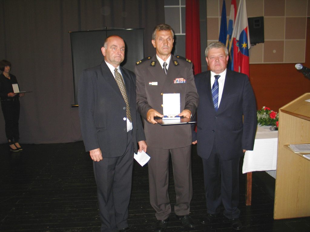 danikotoribe21756509