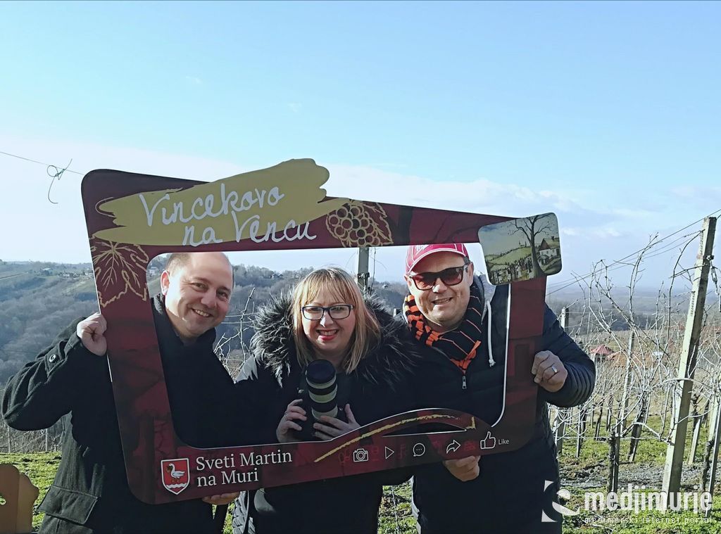 2704693510214040983235593194510