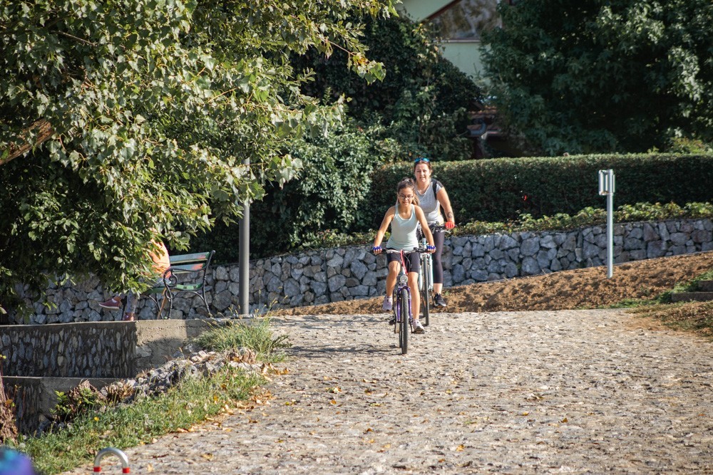 KLIKOM PO MURI Brojni građani uživali u toploj nedjelji u Murskom Središću