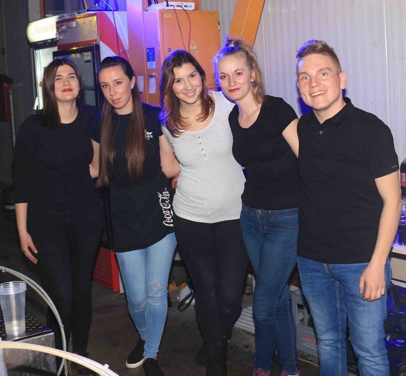 crvenajabukatarapanabandmesapne