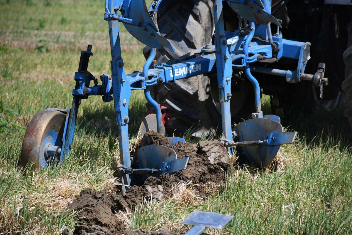 NATJECANJE ORAČA Započelo Županijsko natjecanje u oranju