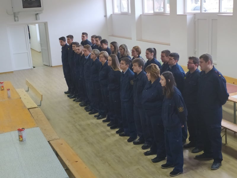 FOTO U DVD-u Preseka 25 kandidata položilo za vatrogasca i1 kandidat za vatrogasca prve klase FOTO U DVD-u Preseka 25 kandidata položilo za vatrogasca i1 kandidat za vatrogasca prve klase