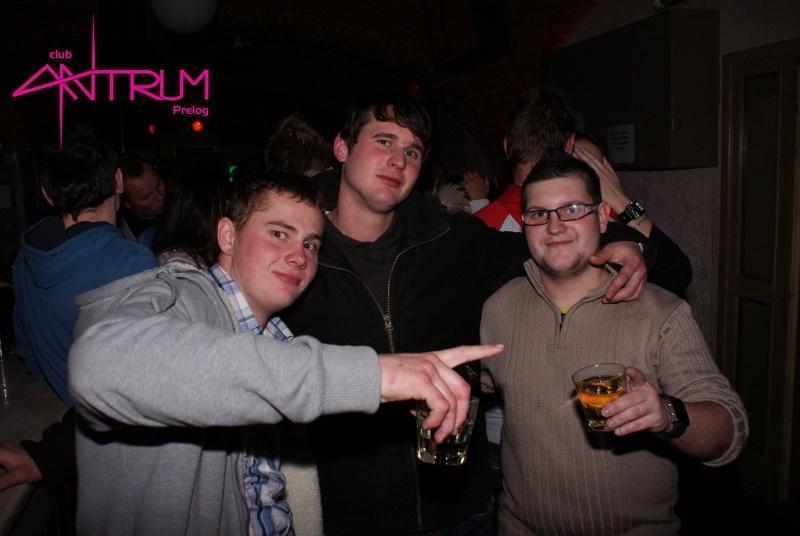 slika0040 Antrum (Petak i subota, 7. i 8.12.2012)
