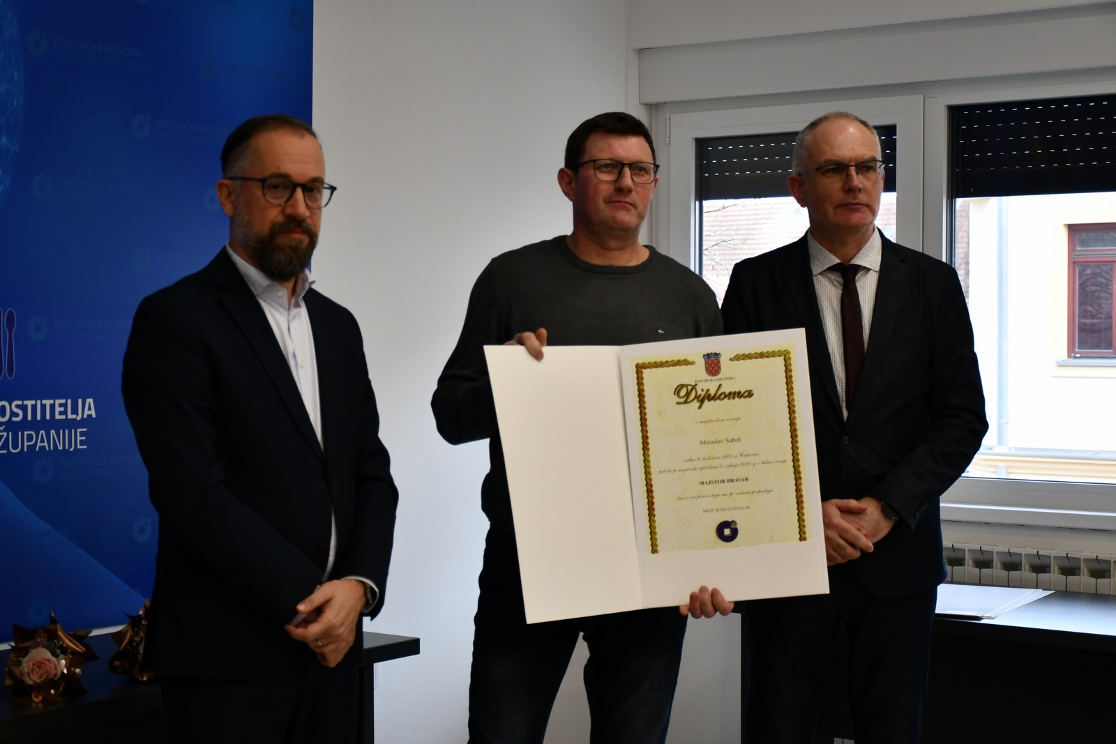 DODJELA MAJSTORSKIH DIPLOMA 37 majstora svog zanata s radošću primilo diplomu!