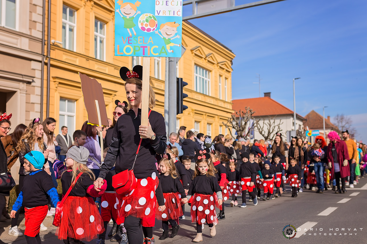 Fašnjak u Prelogu: Vesela povorka oduševila kreativnim maskama