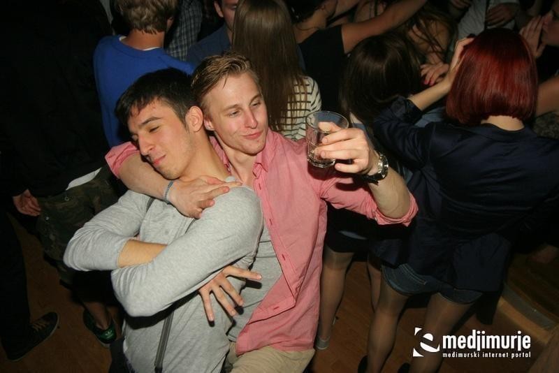 slika0040 Arcus (Subota, 5.5.2012) slika0040 Arcus (Subota, 5.5.2012)