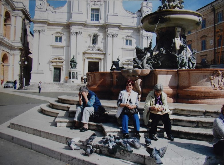 ANA JURAS IZ ČREČANA Razglednice iz davnine imale su dušu