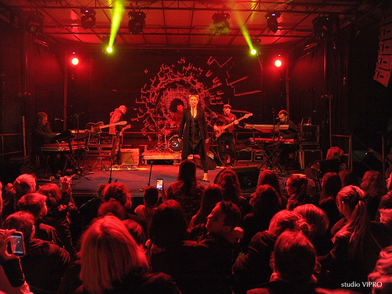 347715095dsc9527617275