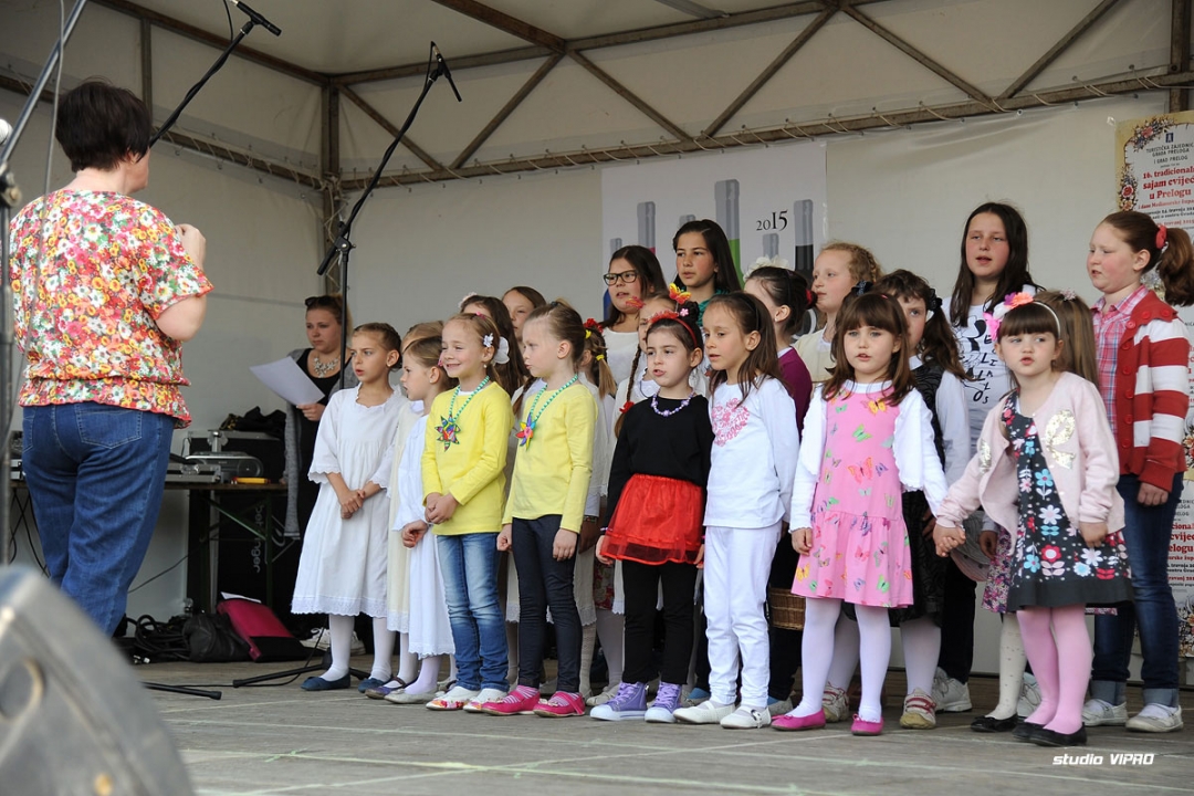 287611831dsc2801738928