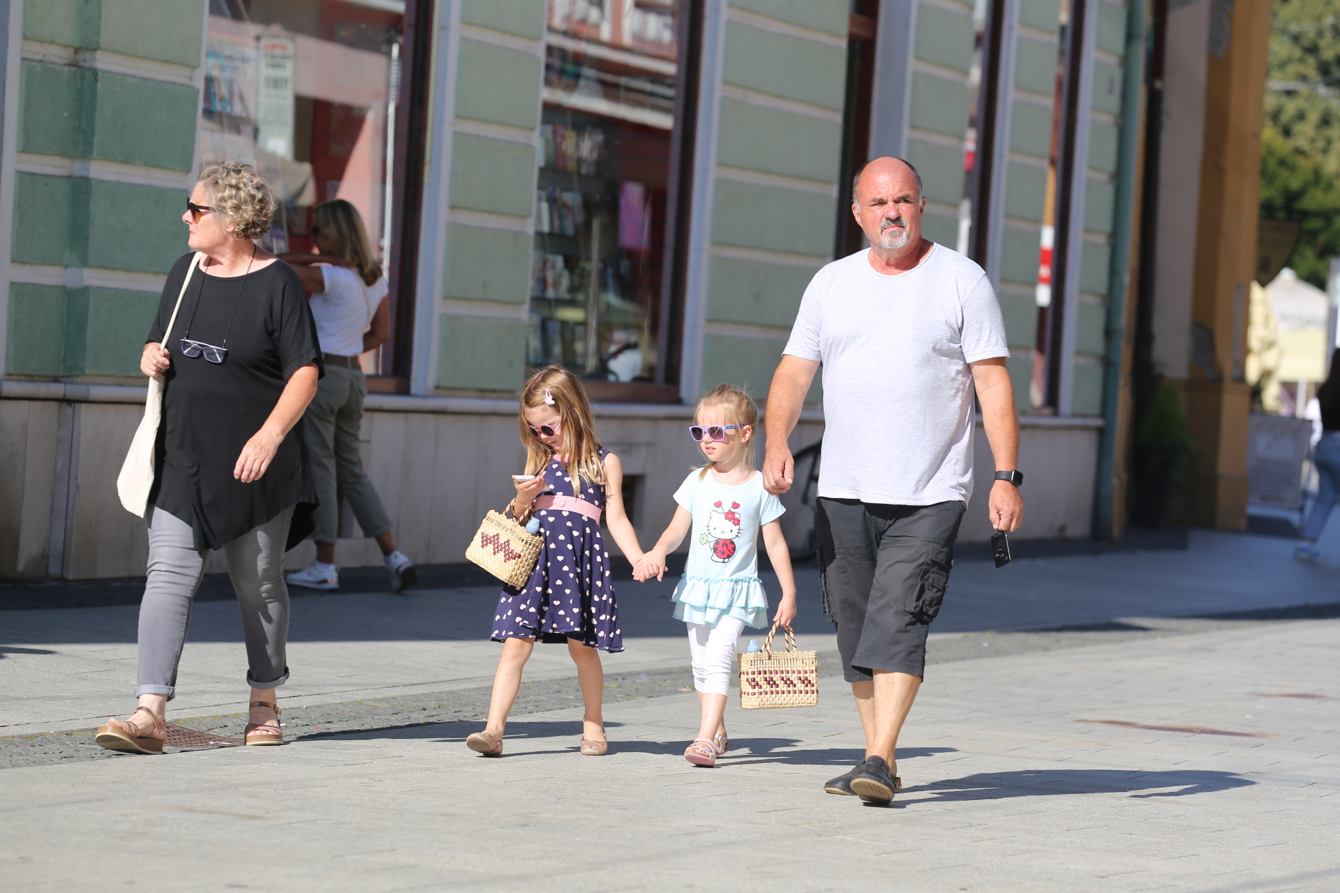 KLIKOM PO ČAKOVCU Prva rujanska subota izmamila vesele šetače na čakovečku ‘špicu’