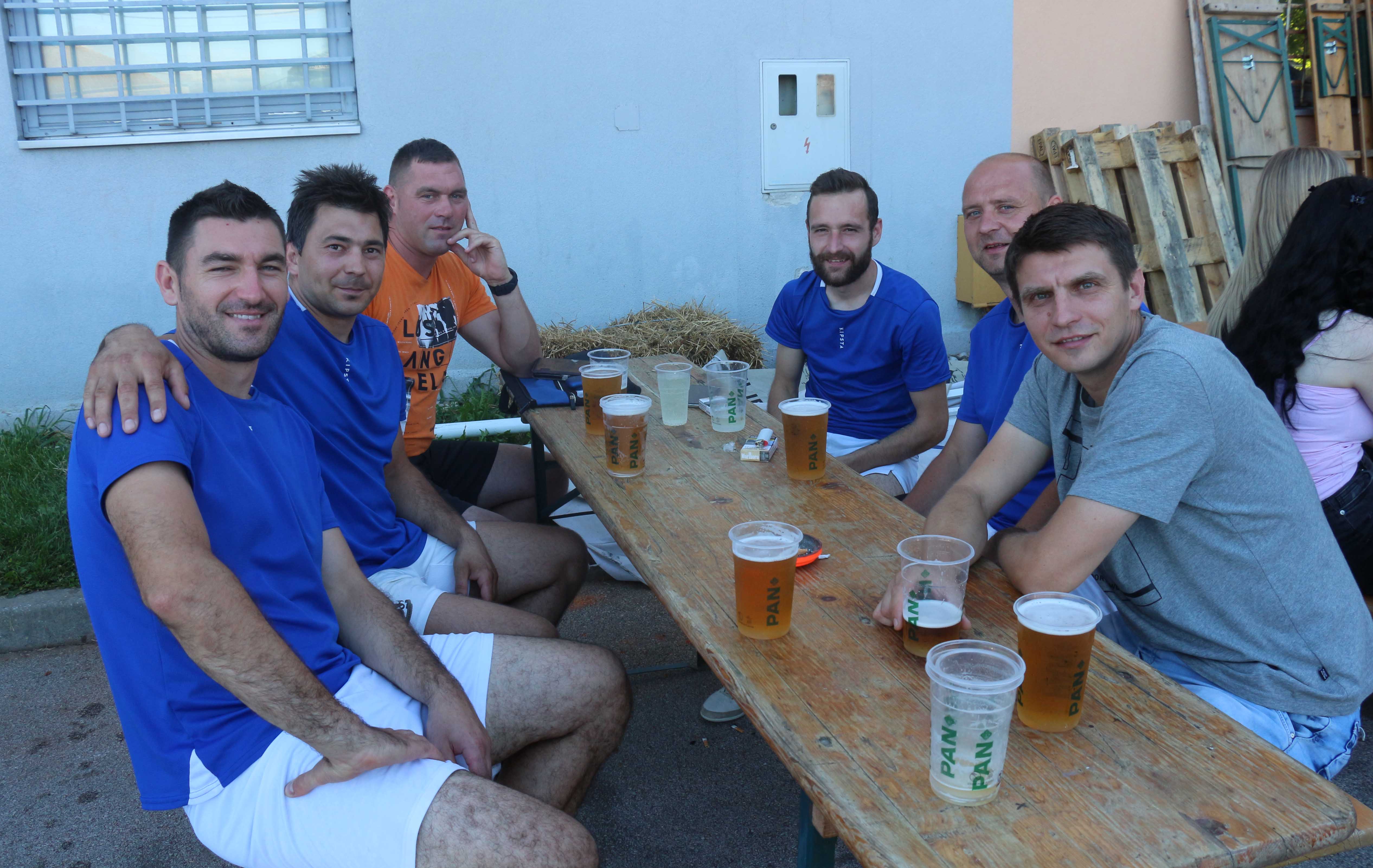 Čovec kup: Turnir u Čehovcu osvojio Caffe bar Eden