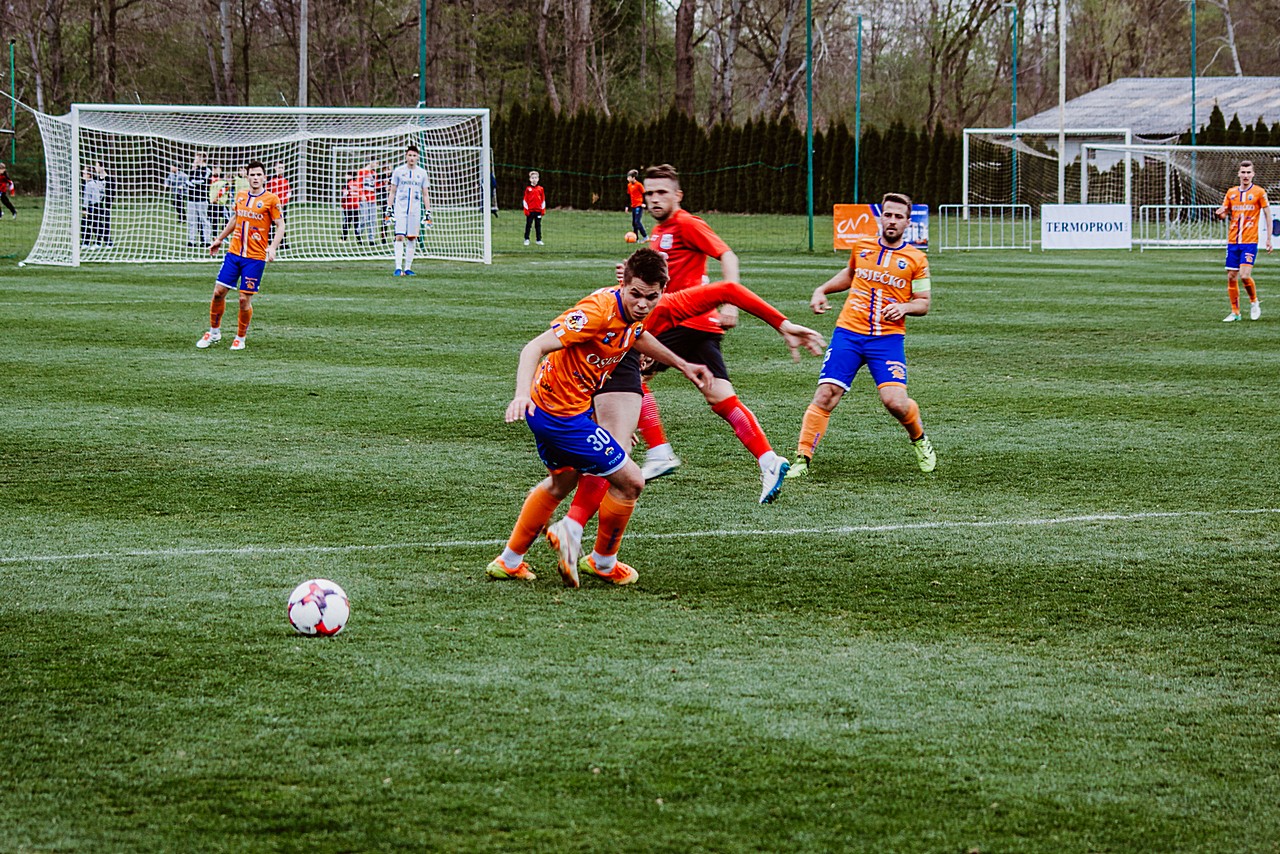 Tisuću ljudi pratilo veliki derbi između Poleta i Varteksa