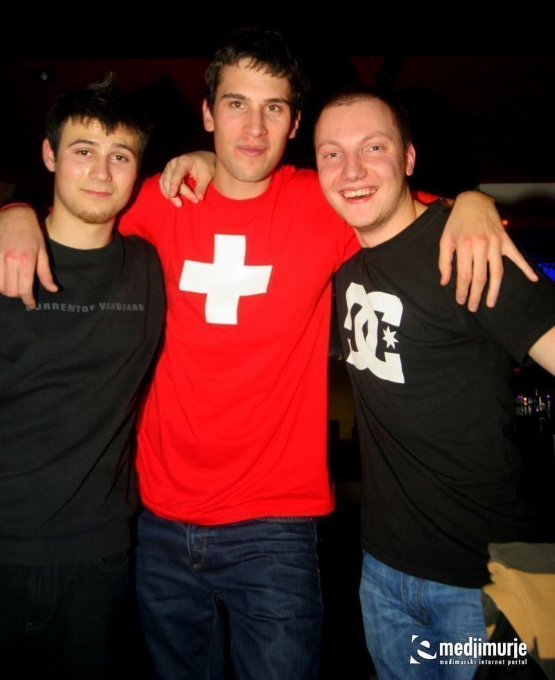 Diana (Subota, 3.12.2011) Diana (Subota, 3.12.2011)