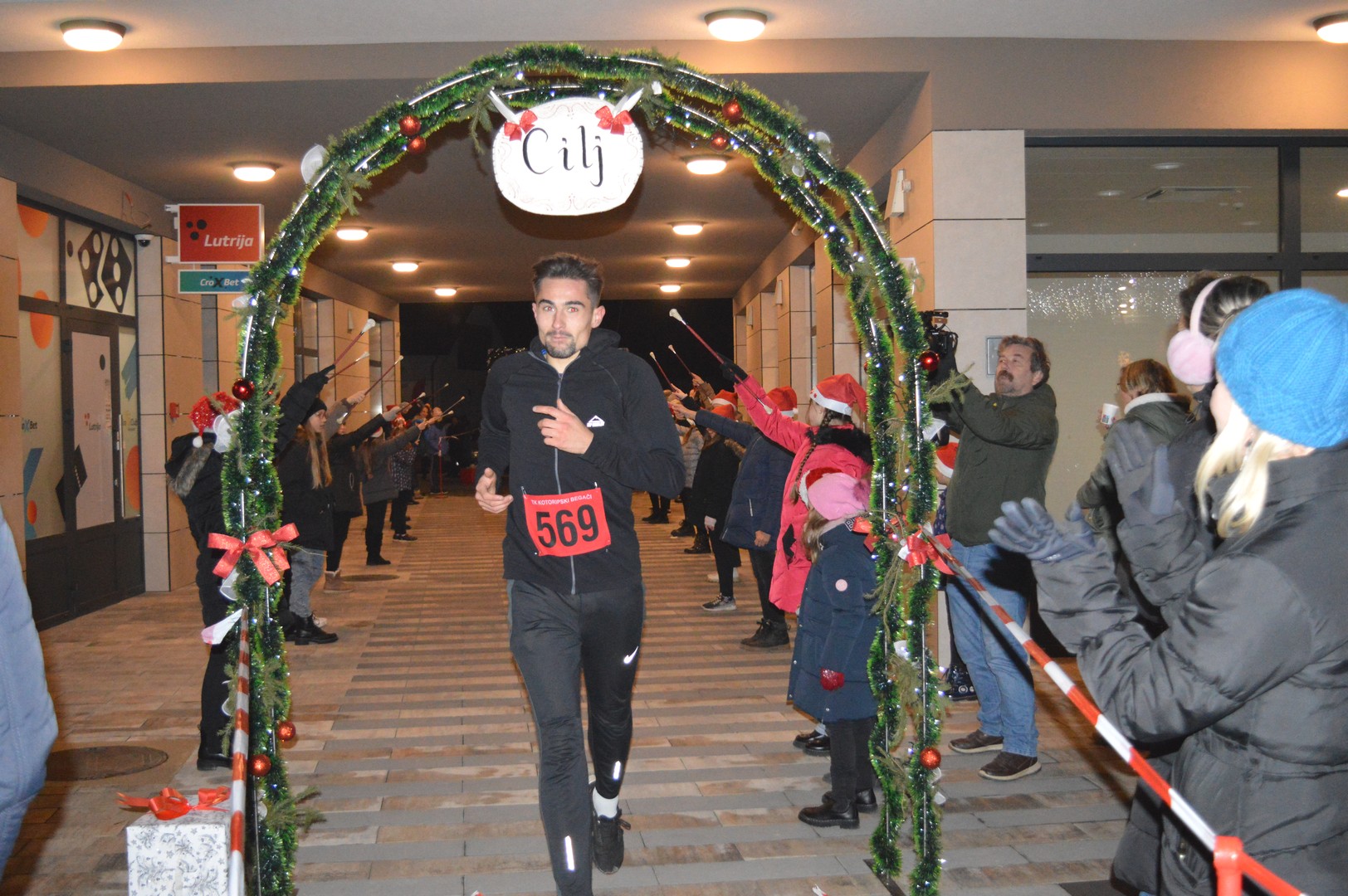 Božićna utrka u Kotoribi