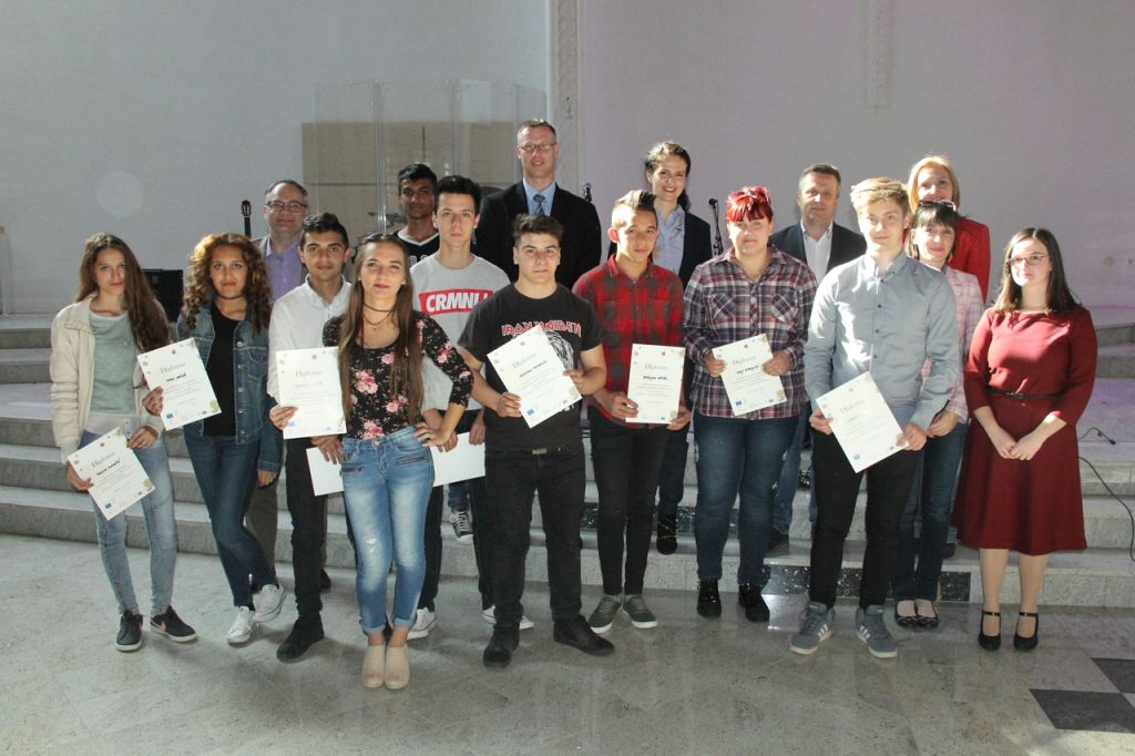 img3381easyresizecom525165