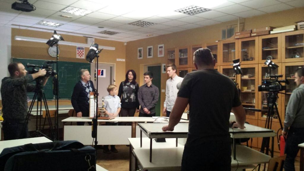 1230947411616595971823731047022