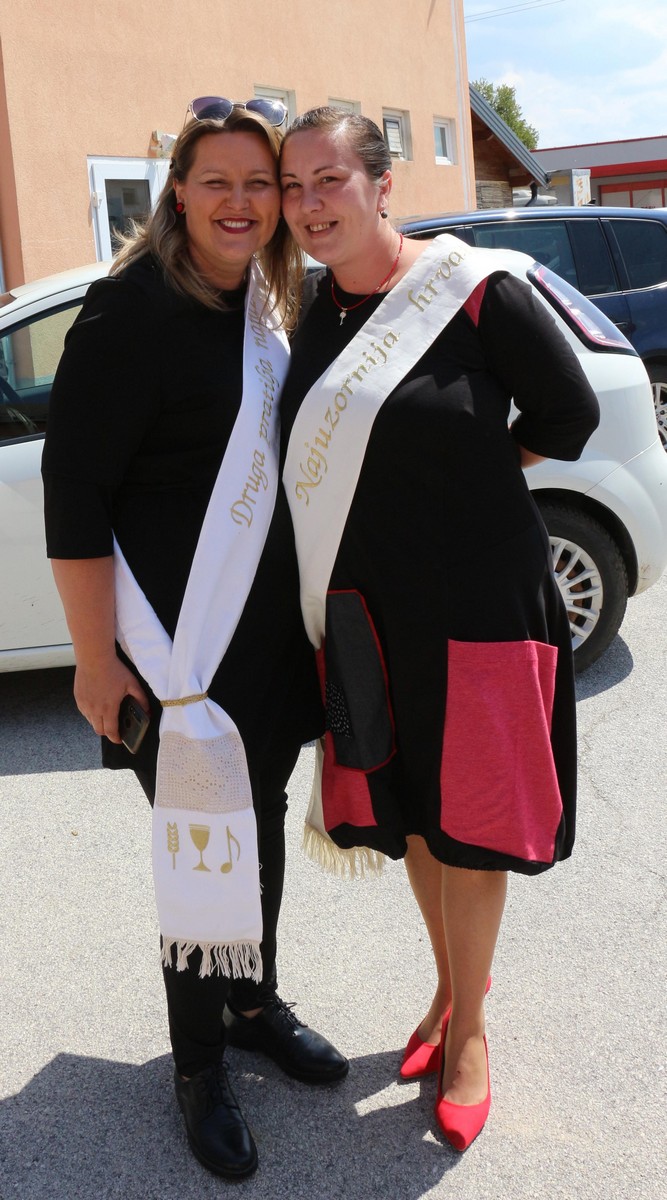 Domjenak zahvale Mateje Vranović, najuzornije hrvatske seoske žene za 2021. godinu