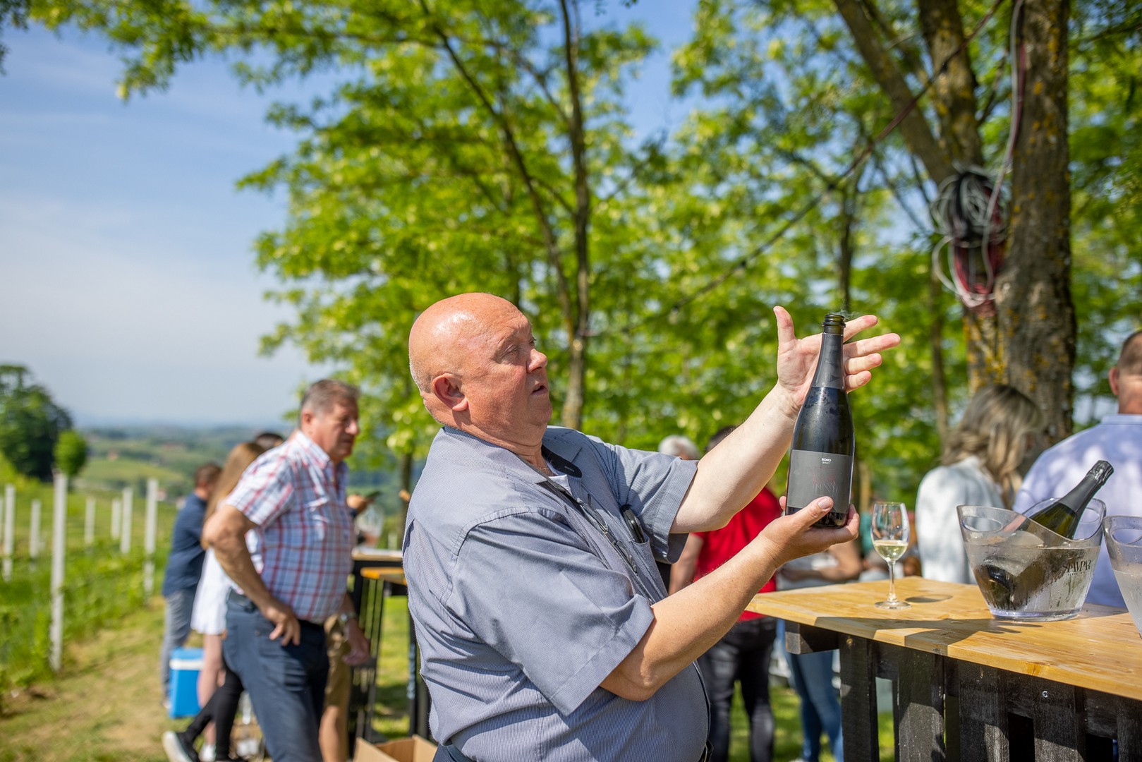Na Mađerkinom bregu održan Pjenušavi doručak u vinogradu