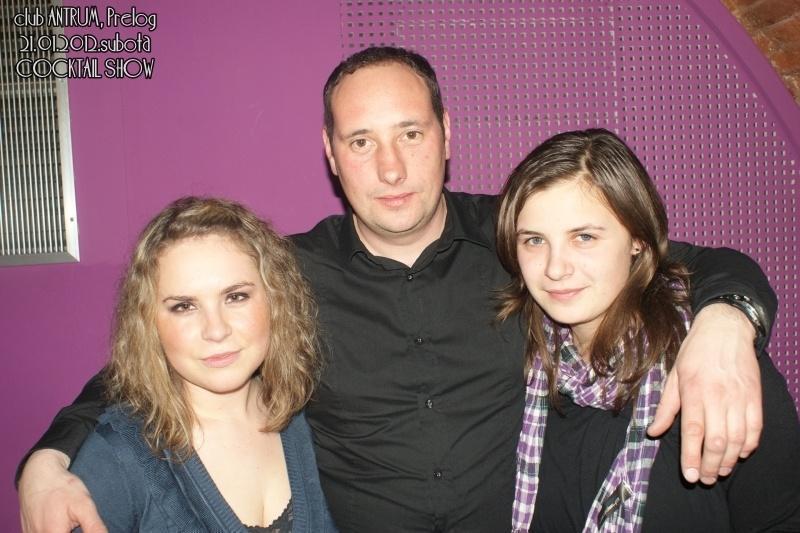 slika0053 Antrum (Subota, 21.1.2012) slika0053 Antrum (Subota, 21.1.2012)