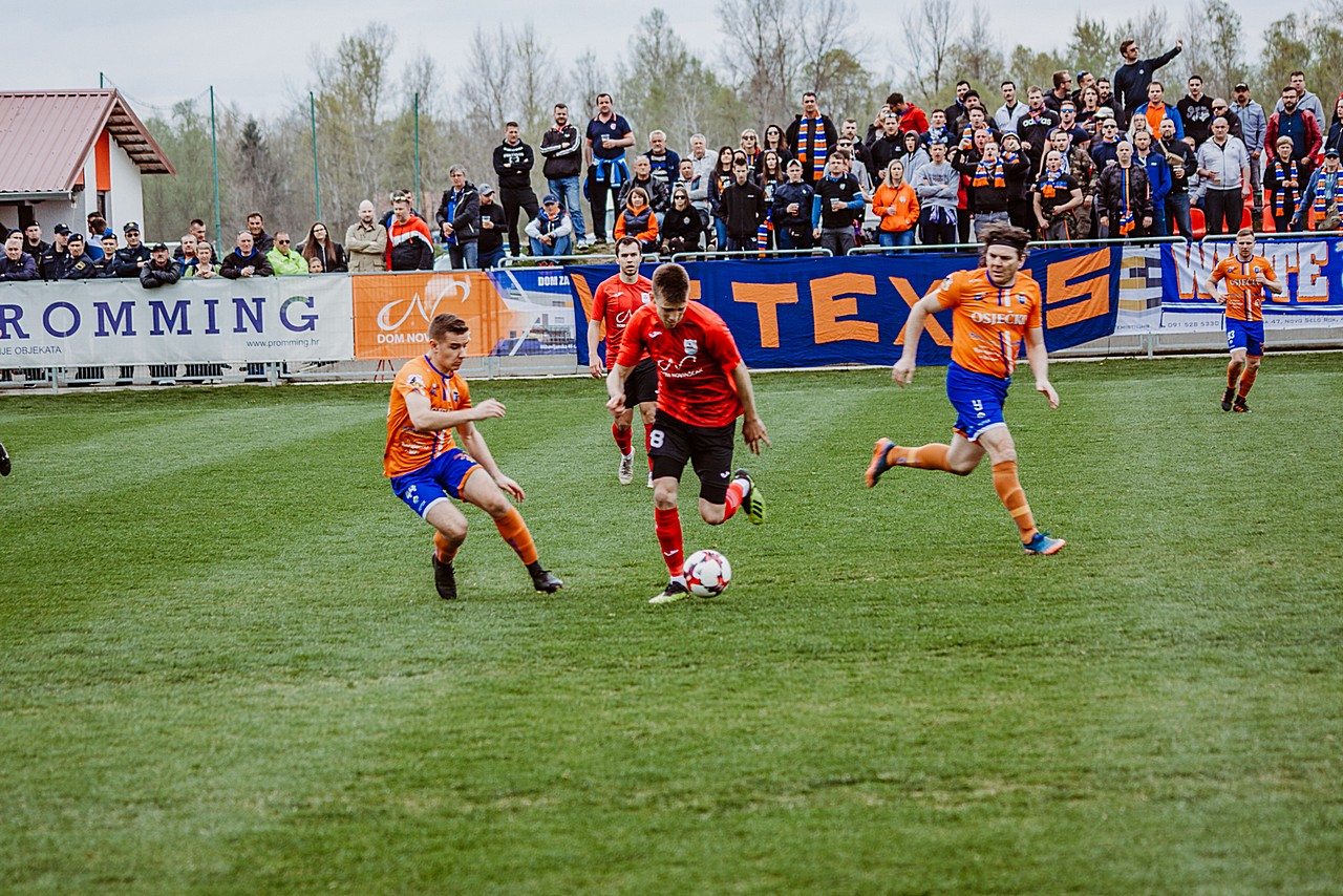 Tisuću ljudi pratilo veliki derbi između Poleta i Varteksa