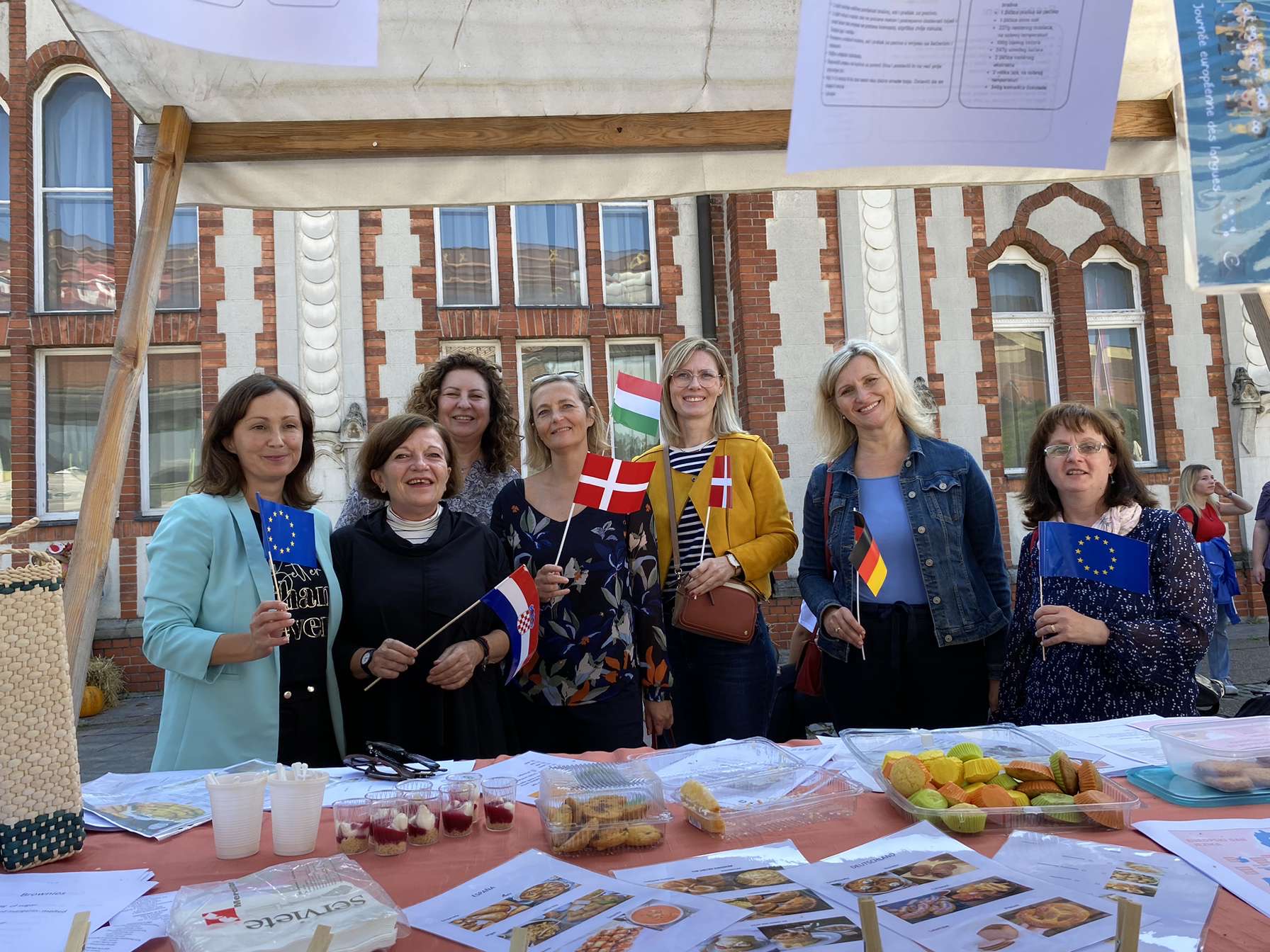 FOTO Ekonomska i trgovačka škola Čakovec obilježila Europski dan jezika na čakovečkom trgu