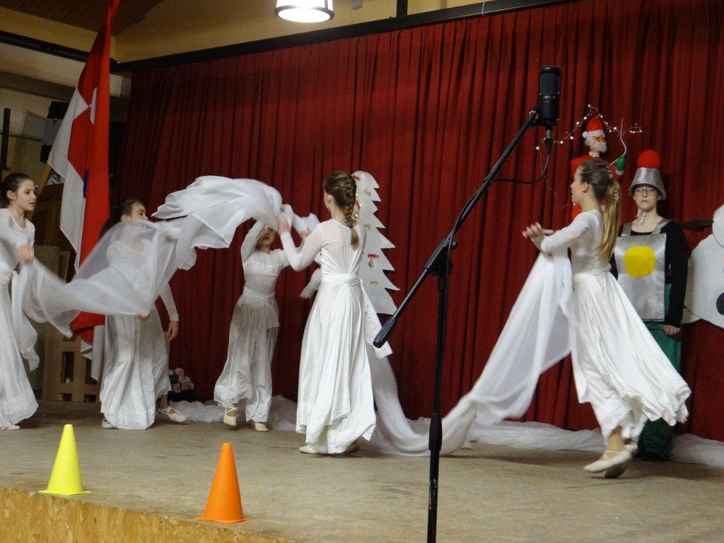 FOTO Vesela priredba u Žiškovcu ‘Druženje učenika Centra za odgoj i obrazovanje Čakovec i prijatelja’