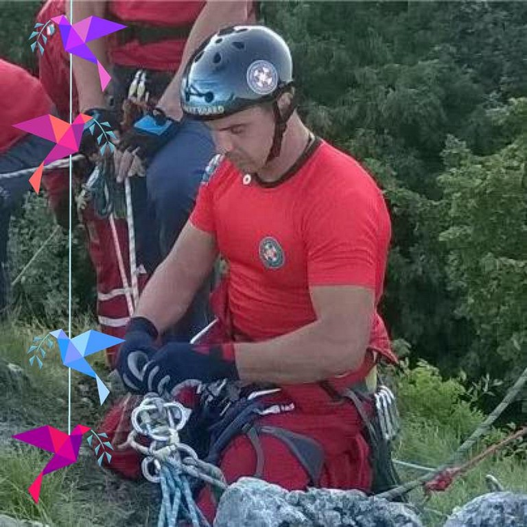 DANIEL VINKO Profesionalni vozač/medicinski tehničar uspješno upravlja sanitetskim prijevozom Međimurja DANIEL VINKO Profesionalni vozač/medicinski tehničar uspješno upravlja sanitetskim prijevozom Međimurja