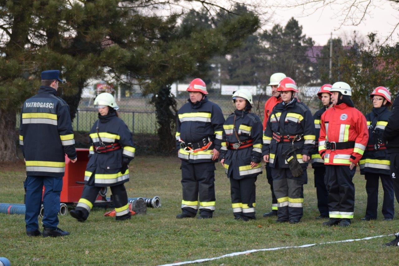 Osposobljavanje članstva Vatrogasne zajednice Grada Čakovca za zvanje vatrogasac
