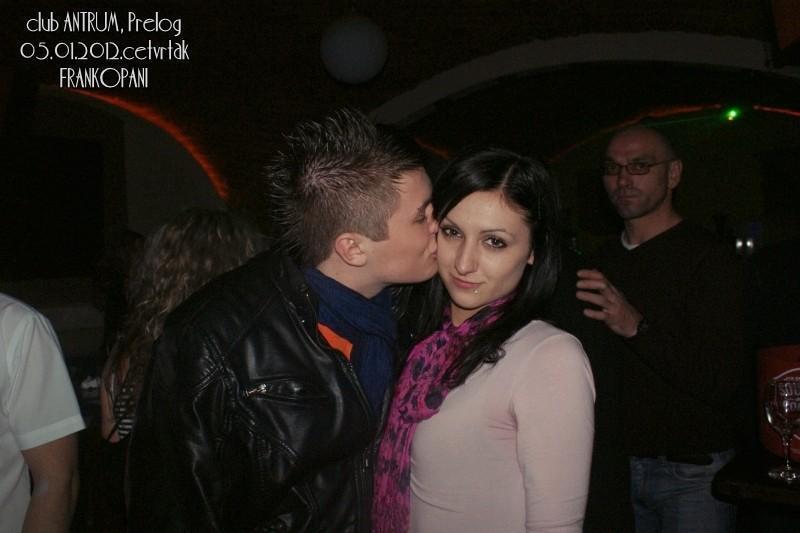 slika0013 Antrum (Četvrtak, 5.1.2012) slika0013 Antrum (Četvrtak, 5.1.2012)