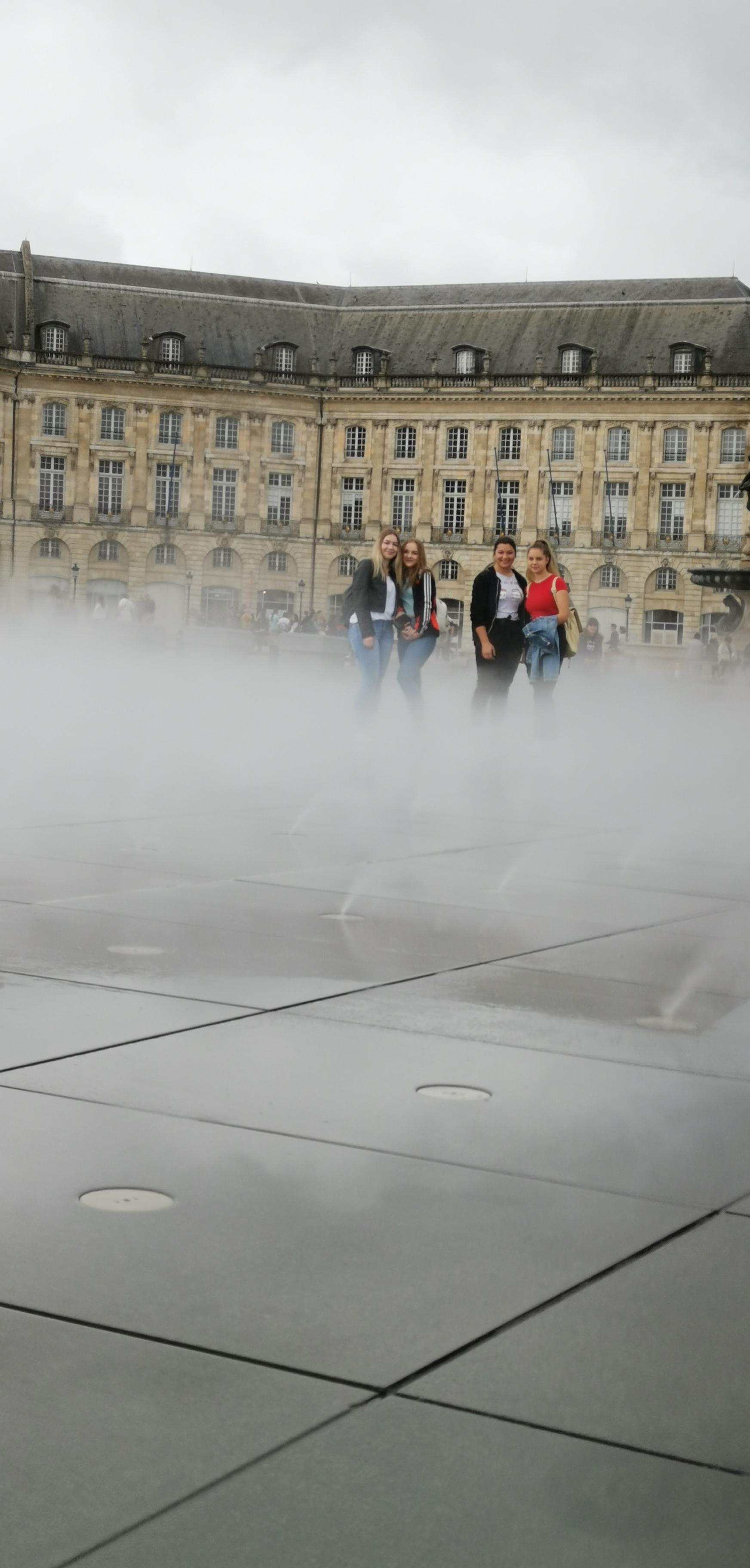 MEĐIMURKE U ŠPANJOLSKOJ I FRANCUSKOJ Učenice iz Gospodarske škole Čakovec bile na stručnom usavršavanju MEĐIMURKE U ŠPANJOLSKOJ I FRANCUSKOJ Učenice iz Gospodarske škole Čakovec bile na stručnom usavršavanju