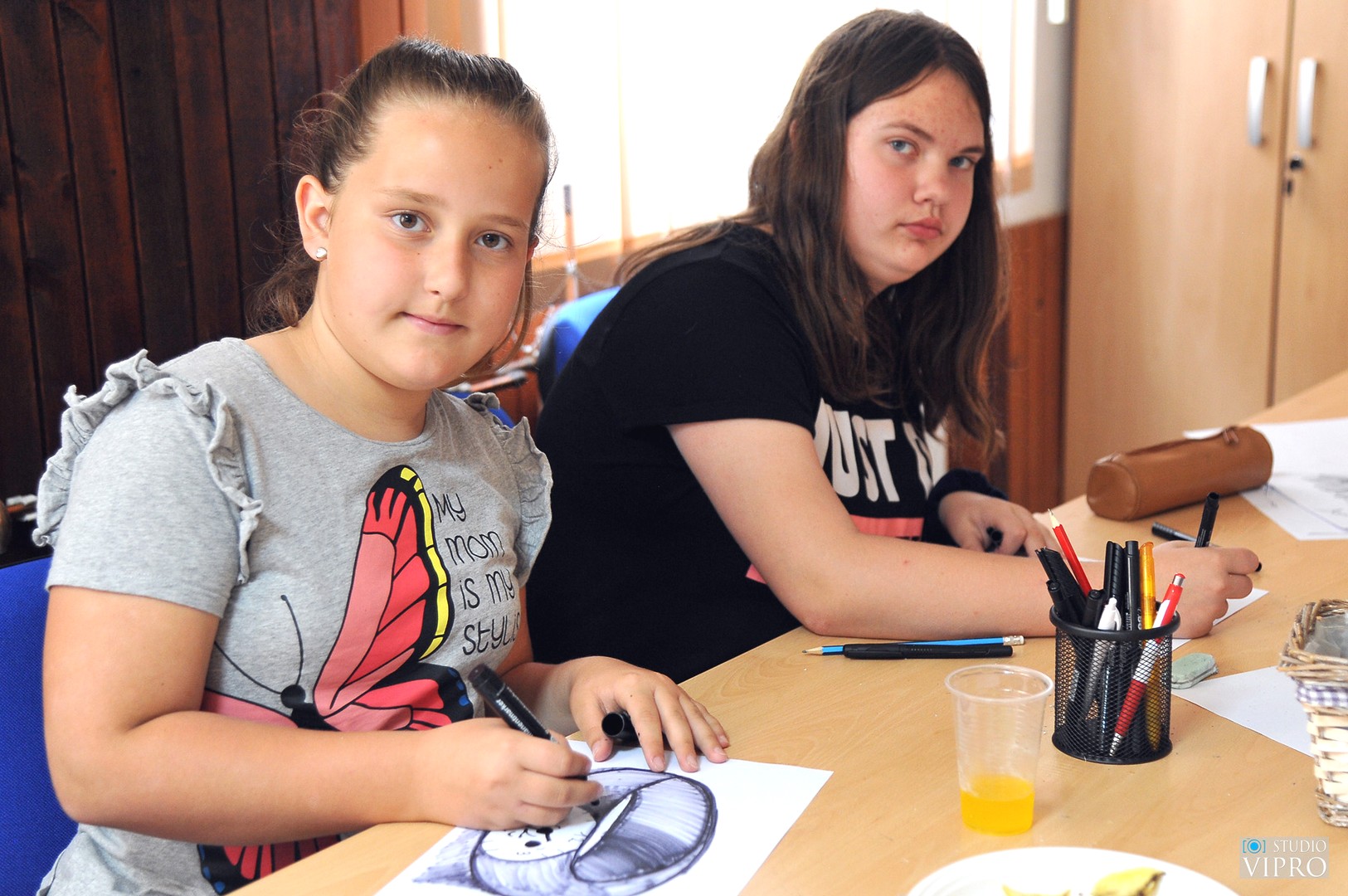 U Malom Mihaljevcu predstavljen prvi broj ‘Zlatne smolige’, humorističko-satiričkog lista