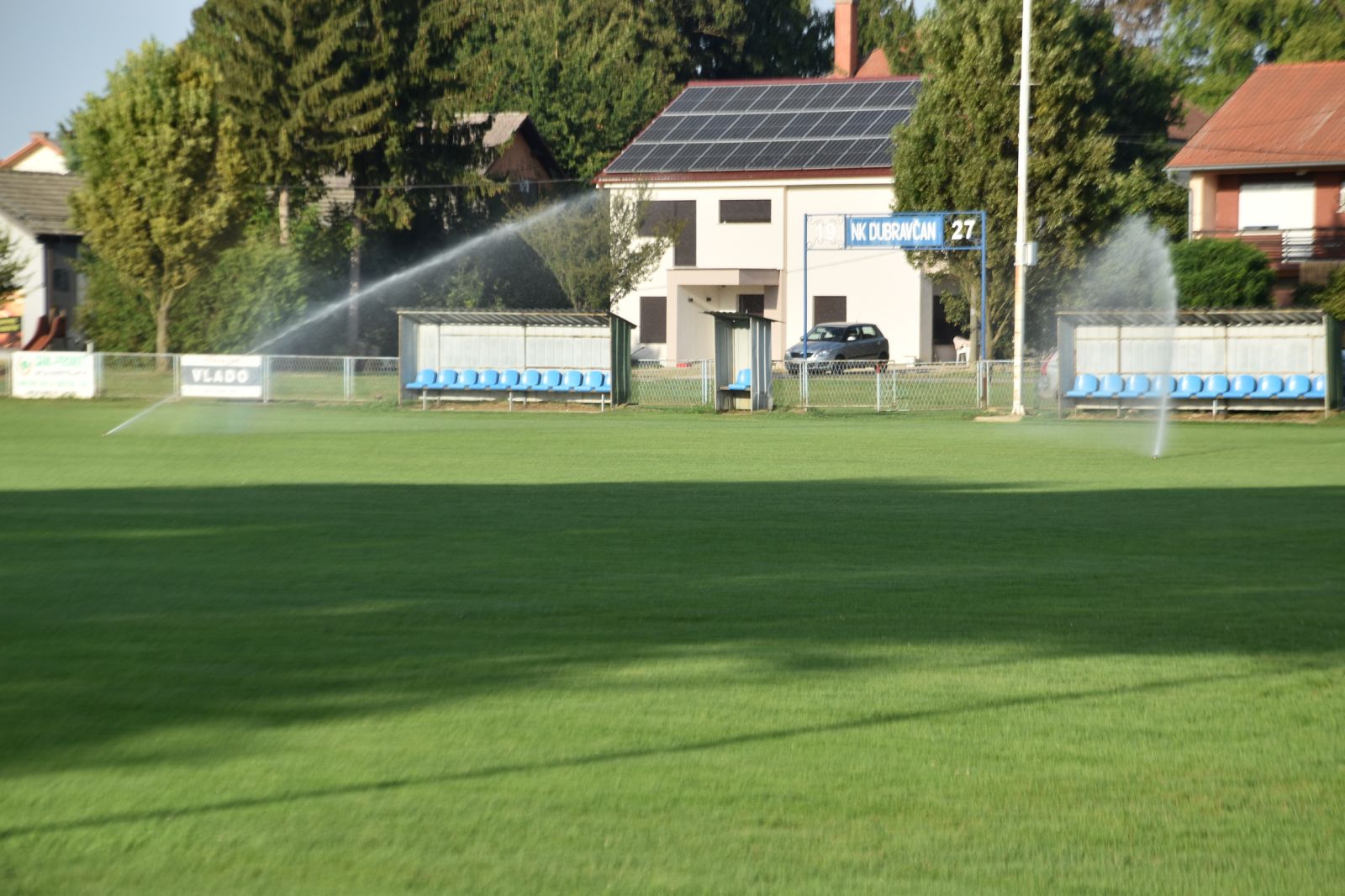 Navodnjavanje i zamjena reflektora na nogometnim terenima NK-a Dubravčan