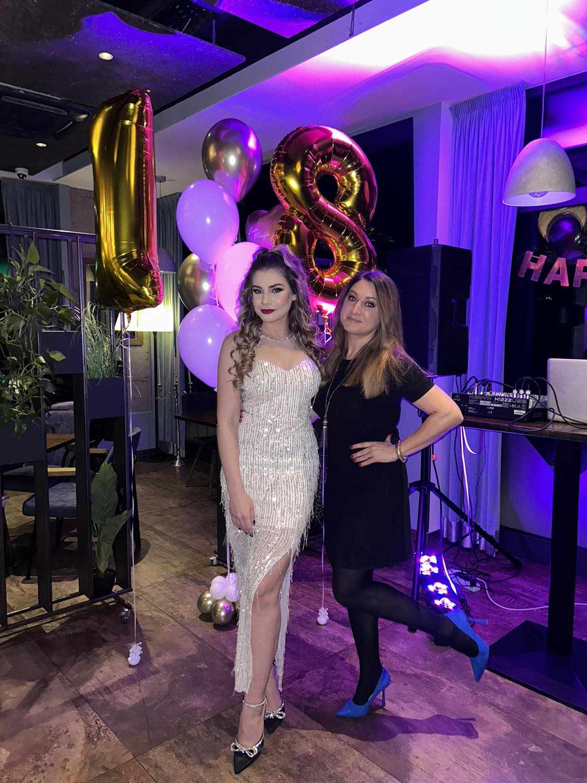 ROĐENDANSKA PROSLAVA Luna Marija Novak proslavila 18. rođendan