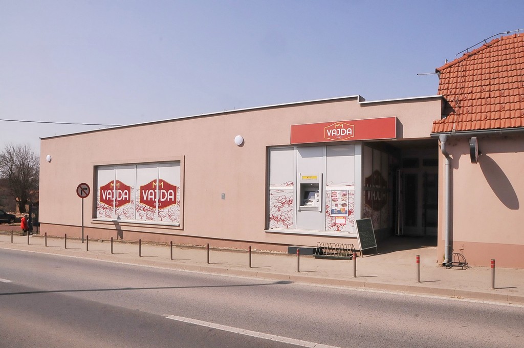 VAJDIN DISKONT U MURSKOM SREDIŠĆU Tak’ smo domaći da nam kupci dođu i u papučama!