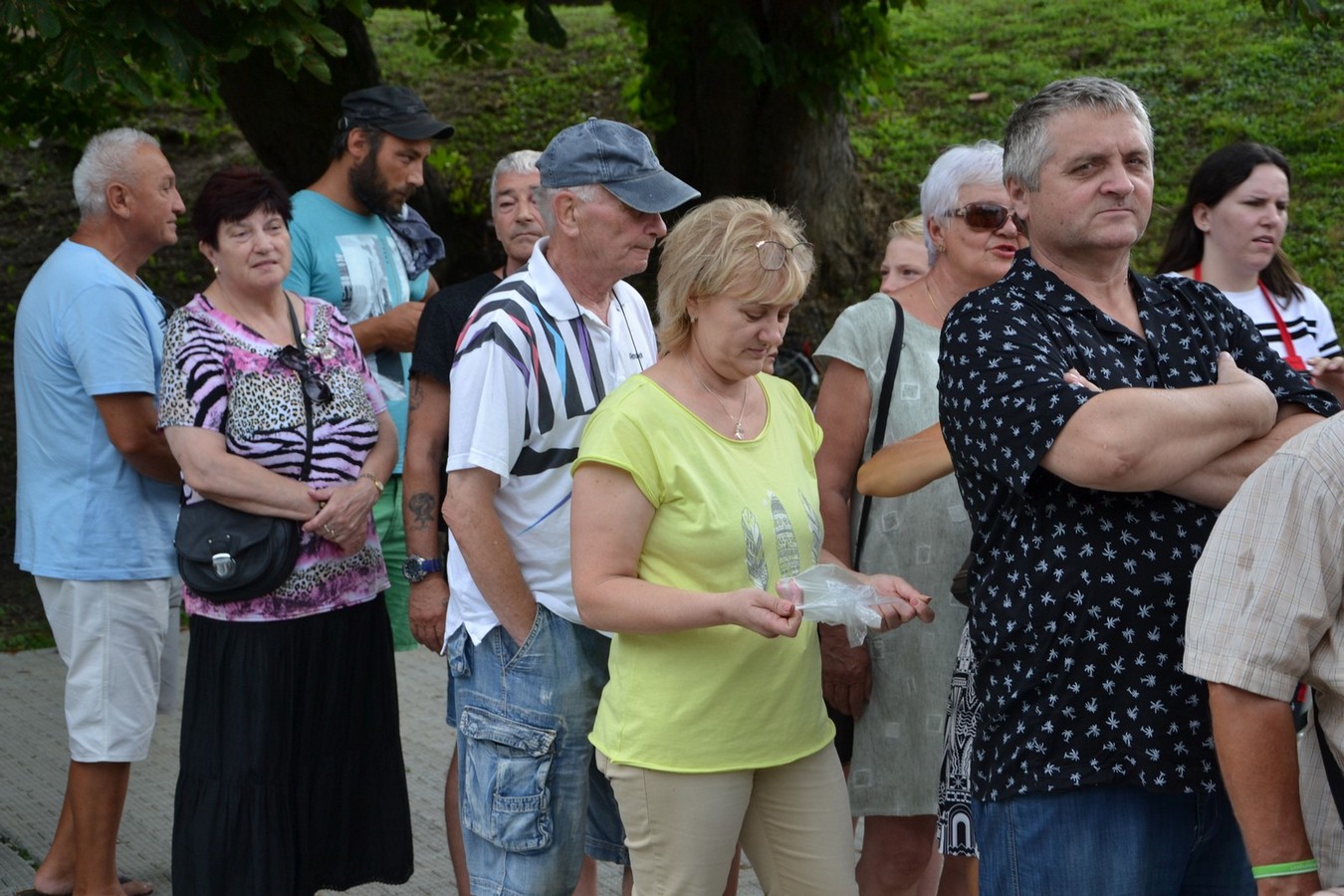 U jezeru Staroga Grada posjetitelji uživali u besplatnom ručku