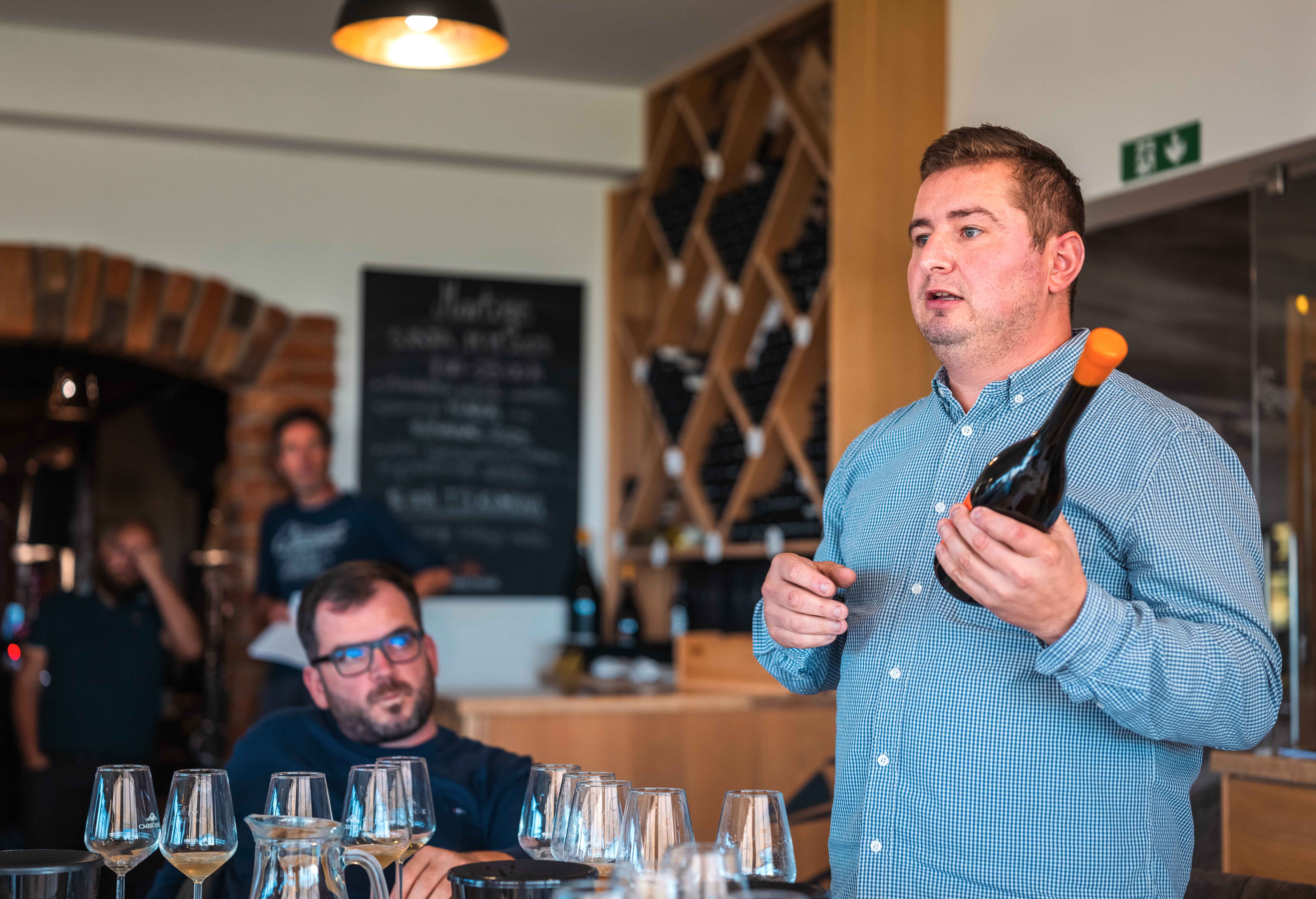 VRHUNSKA DEGUSTACIJA Pogledajte kako je bilo na međunarodnoj radionici vina