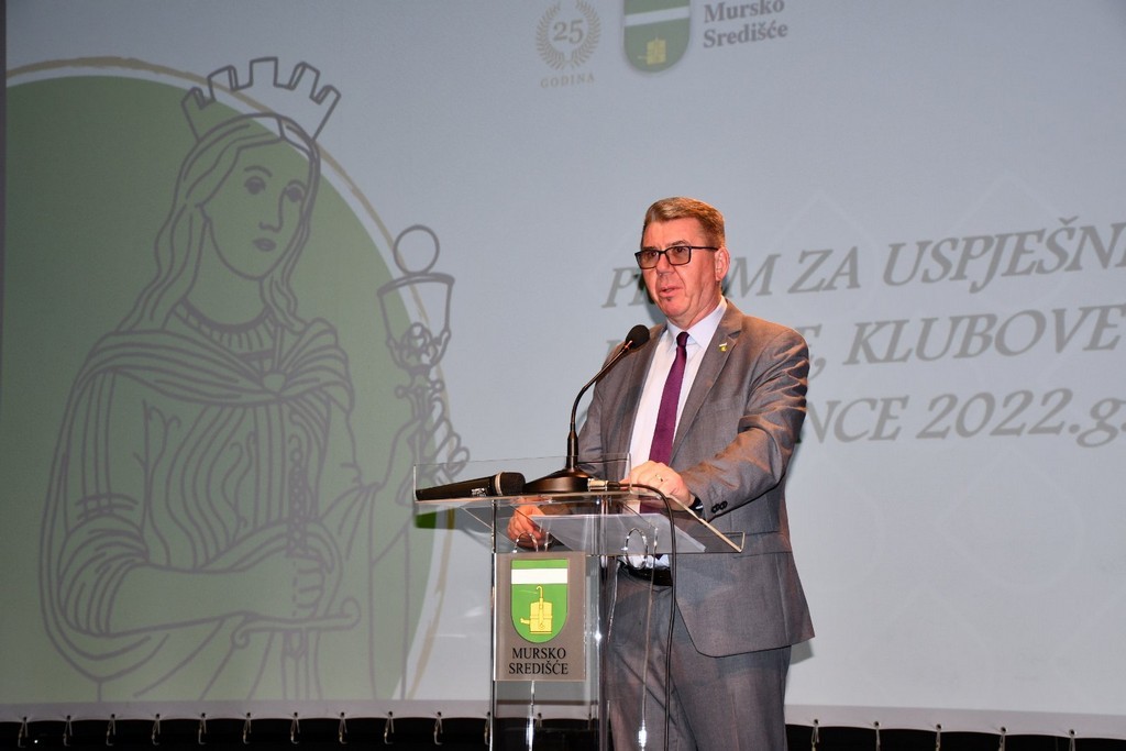 PRIJEM Gradonačelnik i saborski zastupnik Dražen Srpak čestitao udrugama, klubovima i pojedincima na rezultatima ostvarenim tijekom 2022. godine