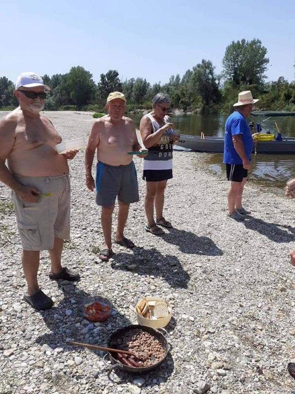 MNK Vidovski zlatari na spustu po Dravi