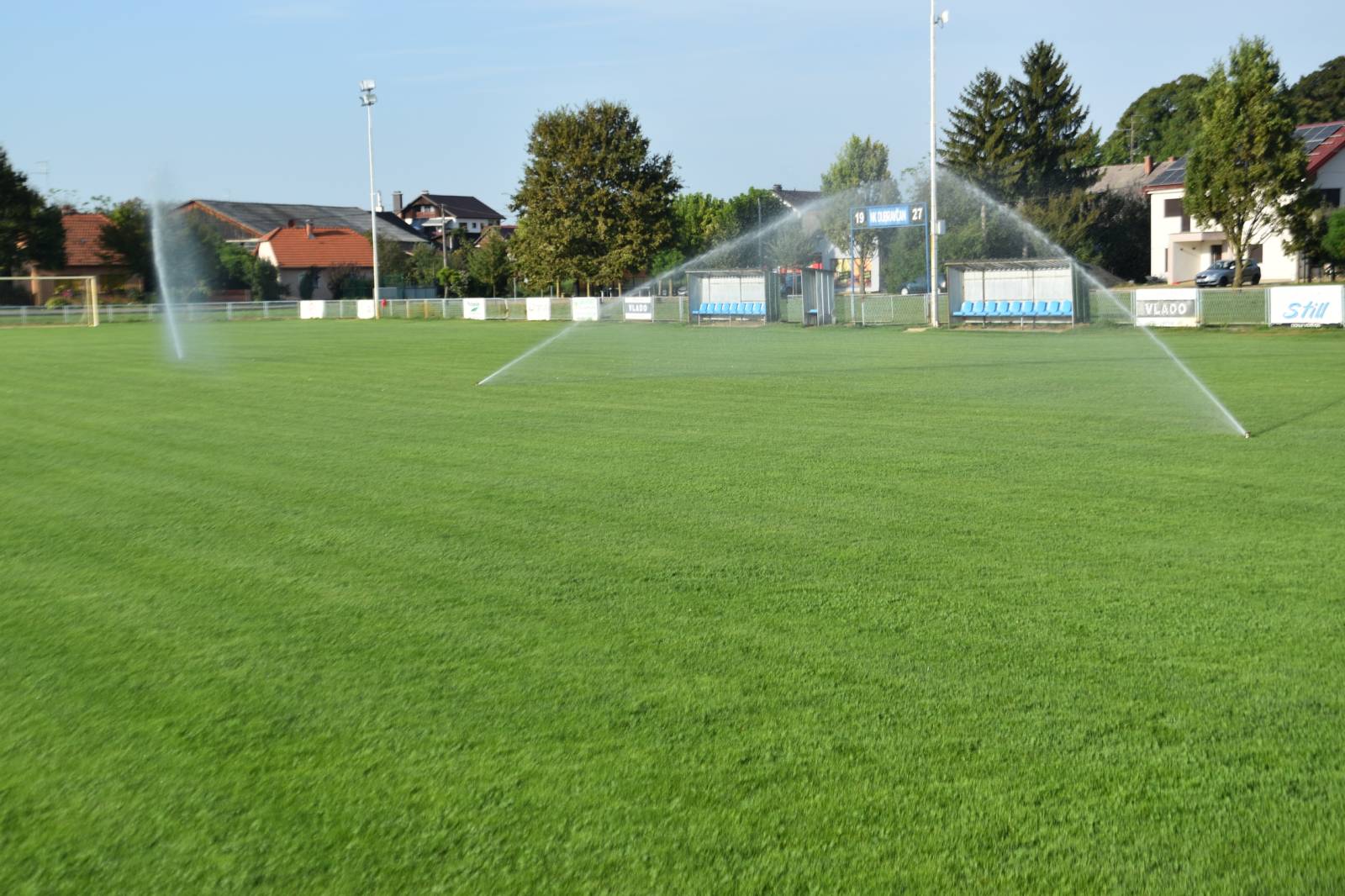 Navodnjavanje i zamjena reflektora na nogometnim terenima NK-a Dubravčan