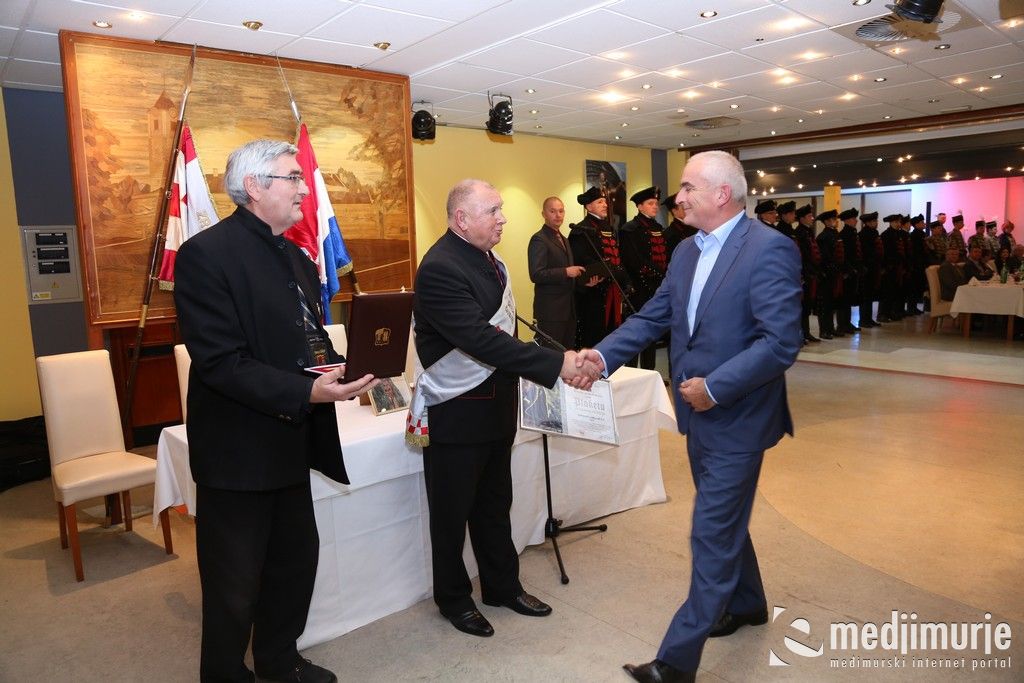 pravazena00093915629