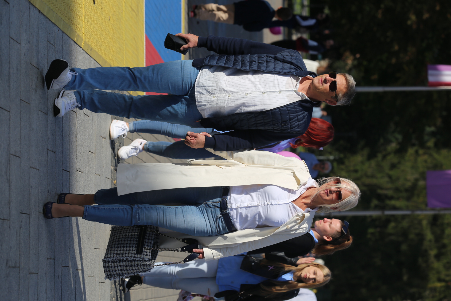 KLIKOM PO ČAKOVCU Prva sunčana subota u listopadu izmamila vesele šetače u centar grada